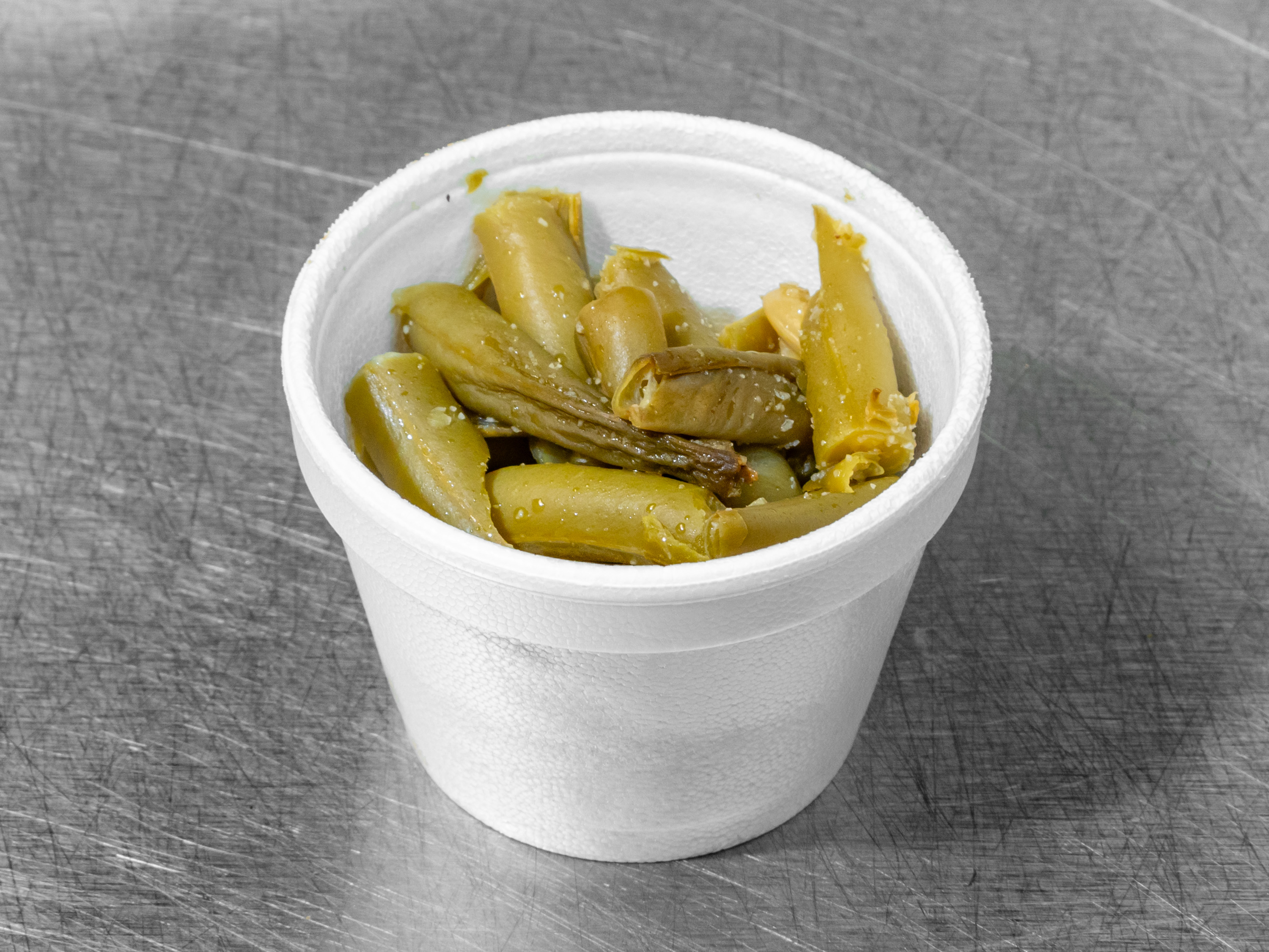 Order Garlic Butter Green Beans food online from Little Nick Bbq store, Rockford on bringmethat.com