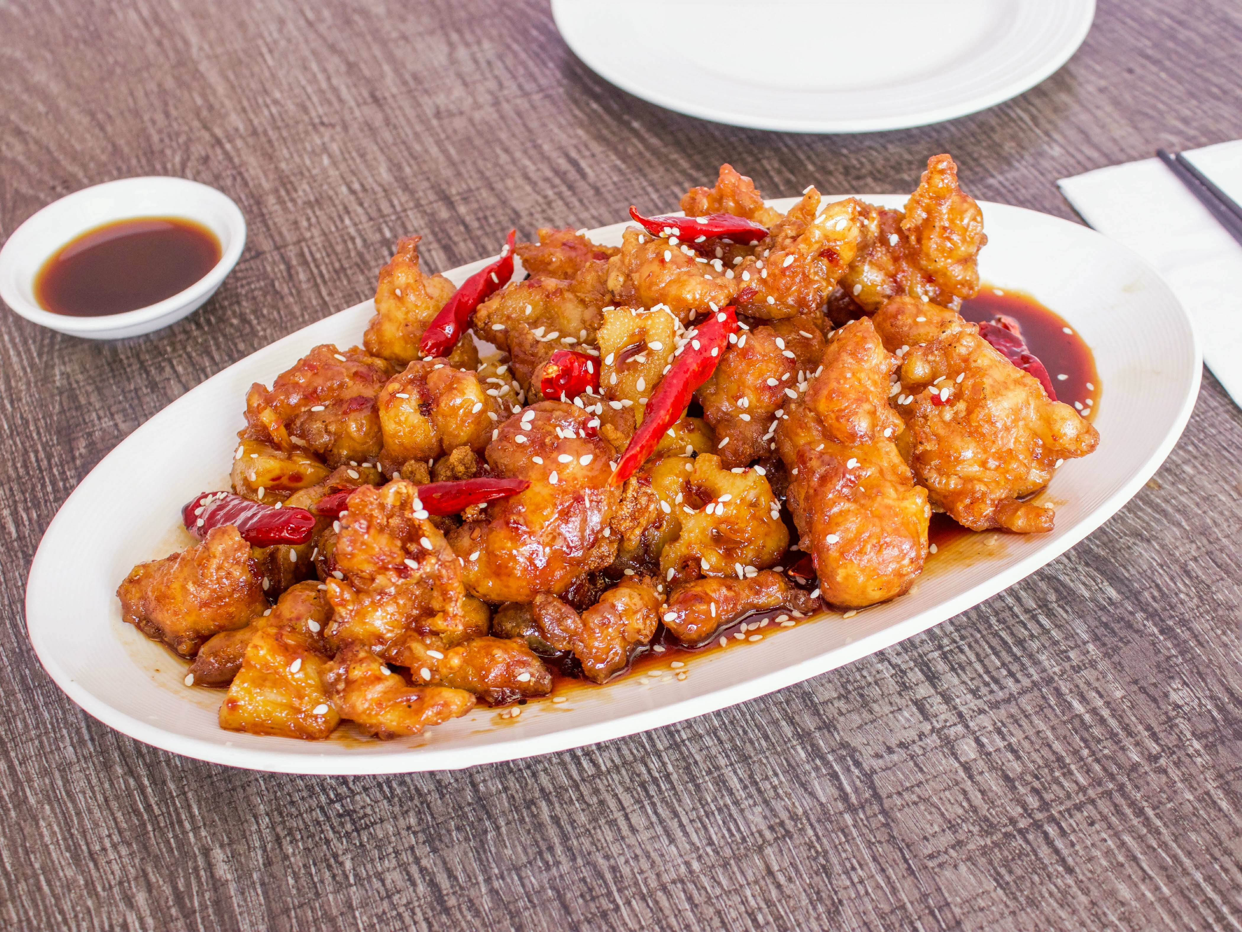 Order General Tso's Chicken 左宗棠鸡 food online from Dumpling Park store, San Francisco on bringmethat.com