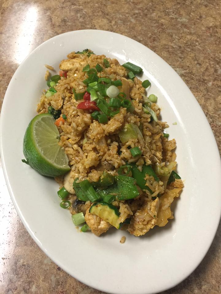 Order Curry Fried Rice food online from Emerald Thai Restaurant store, Lakeland on bringmethat.com