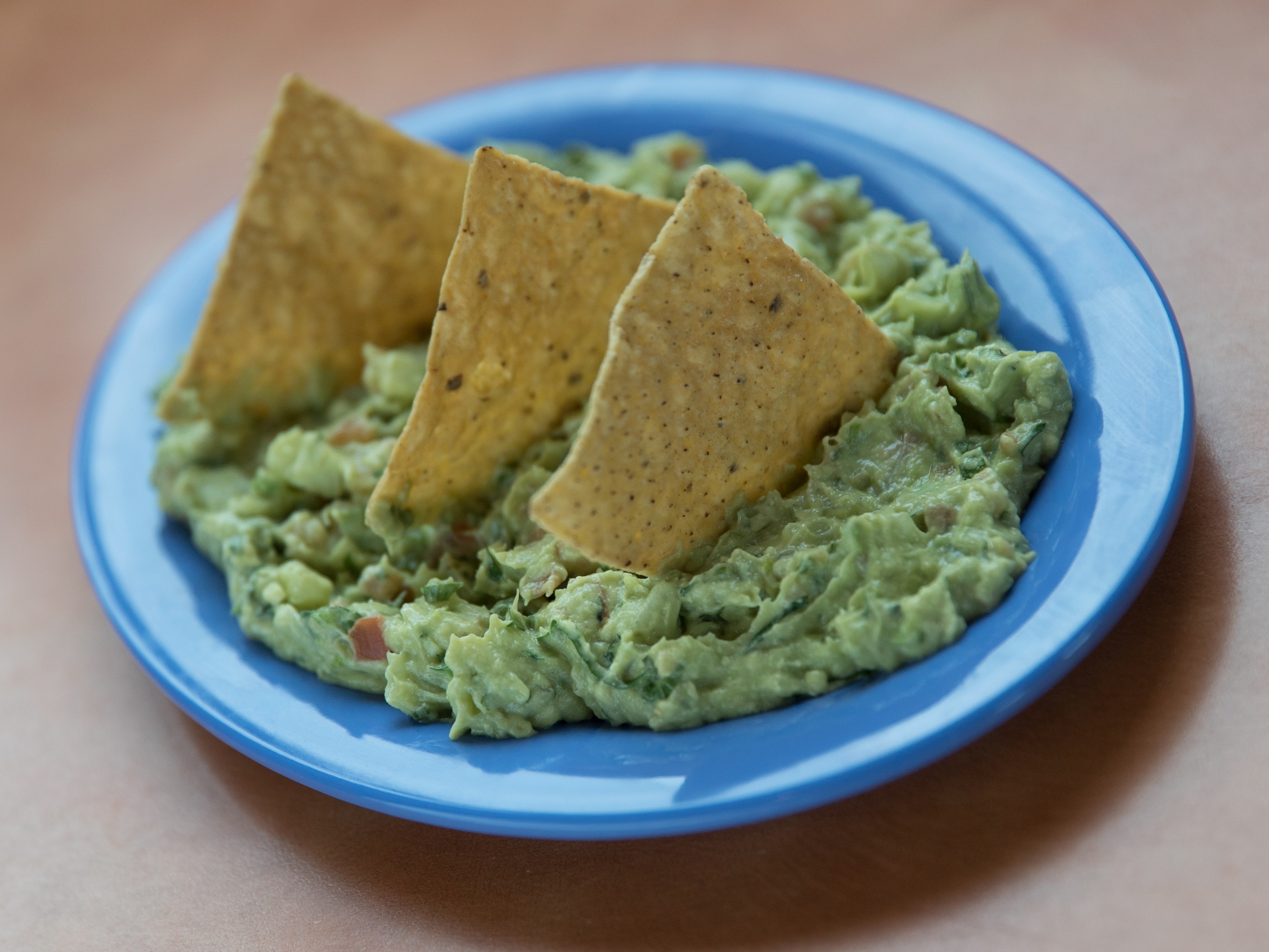 Order Guacamole and Chips food online from Taqueria Los Comales store, Aurora on bringmethat.com