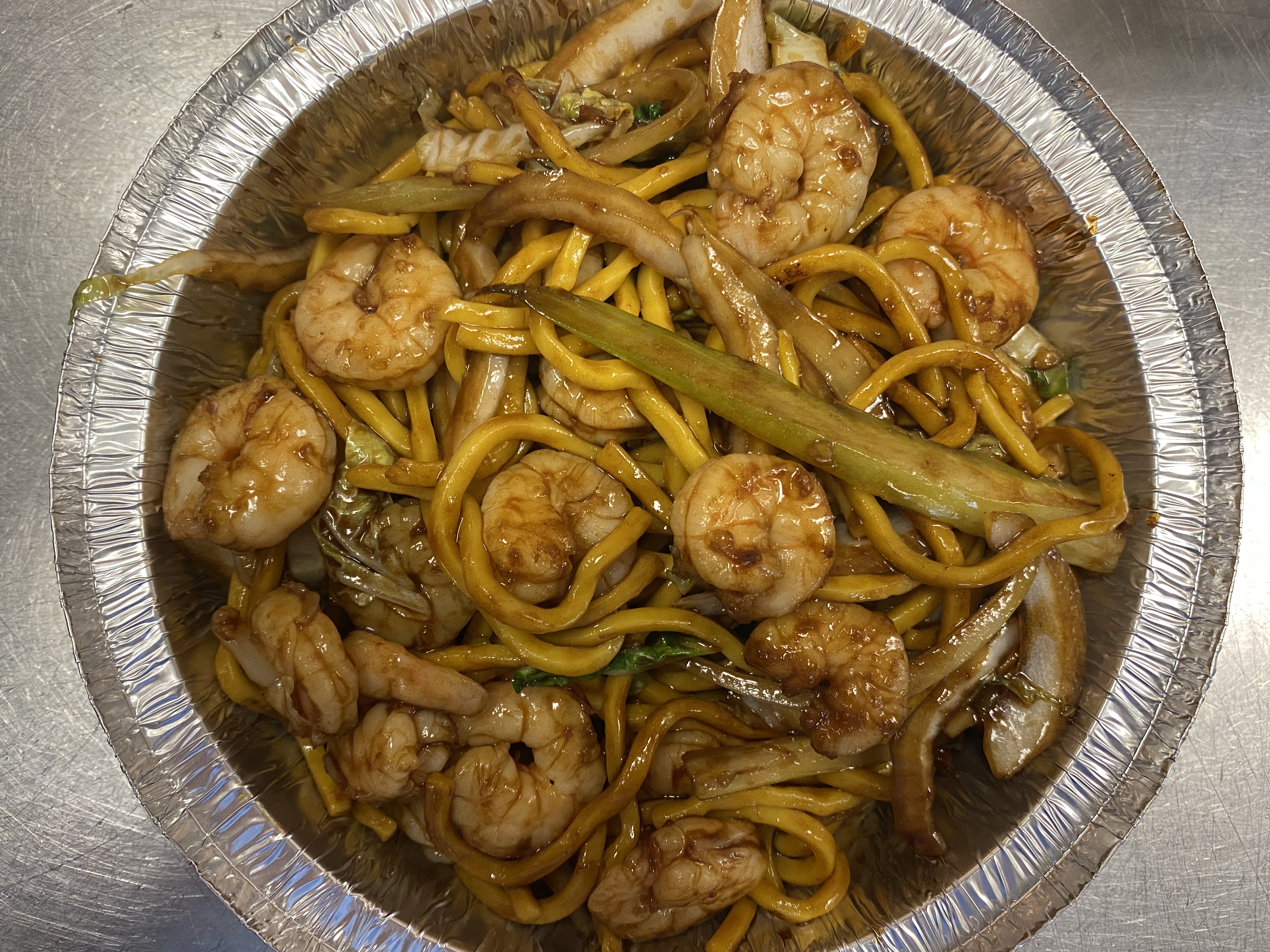 Order 40. Shrimp Lo Mein food online from Lucky Star - Market St. store, Wilmington on bringmethat.com
