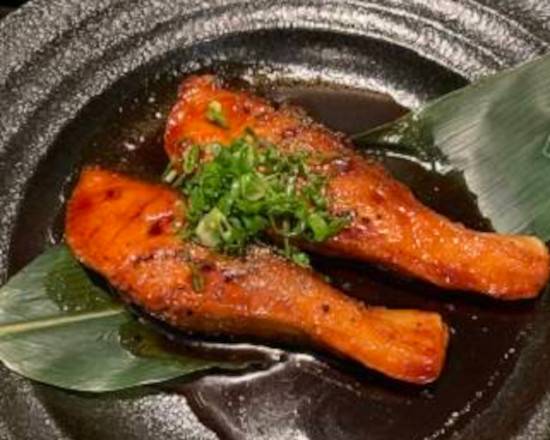 Order Grilled Salmon with Teriyaki Set food online from Rokkaku Hamakatsu store, Honolulu on bringmethat.com