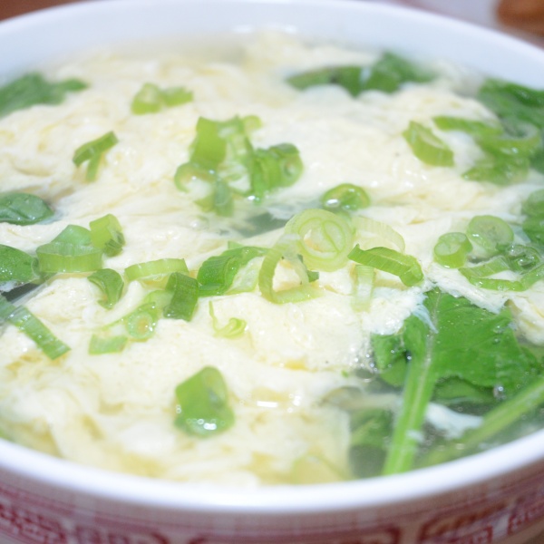 Order Egg Drop Soup with Spinach food online from Tsing tao 1 store, San Francisco on bringmethat.com