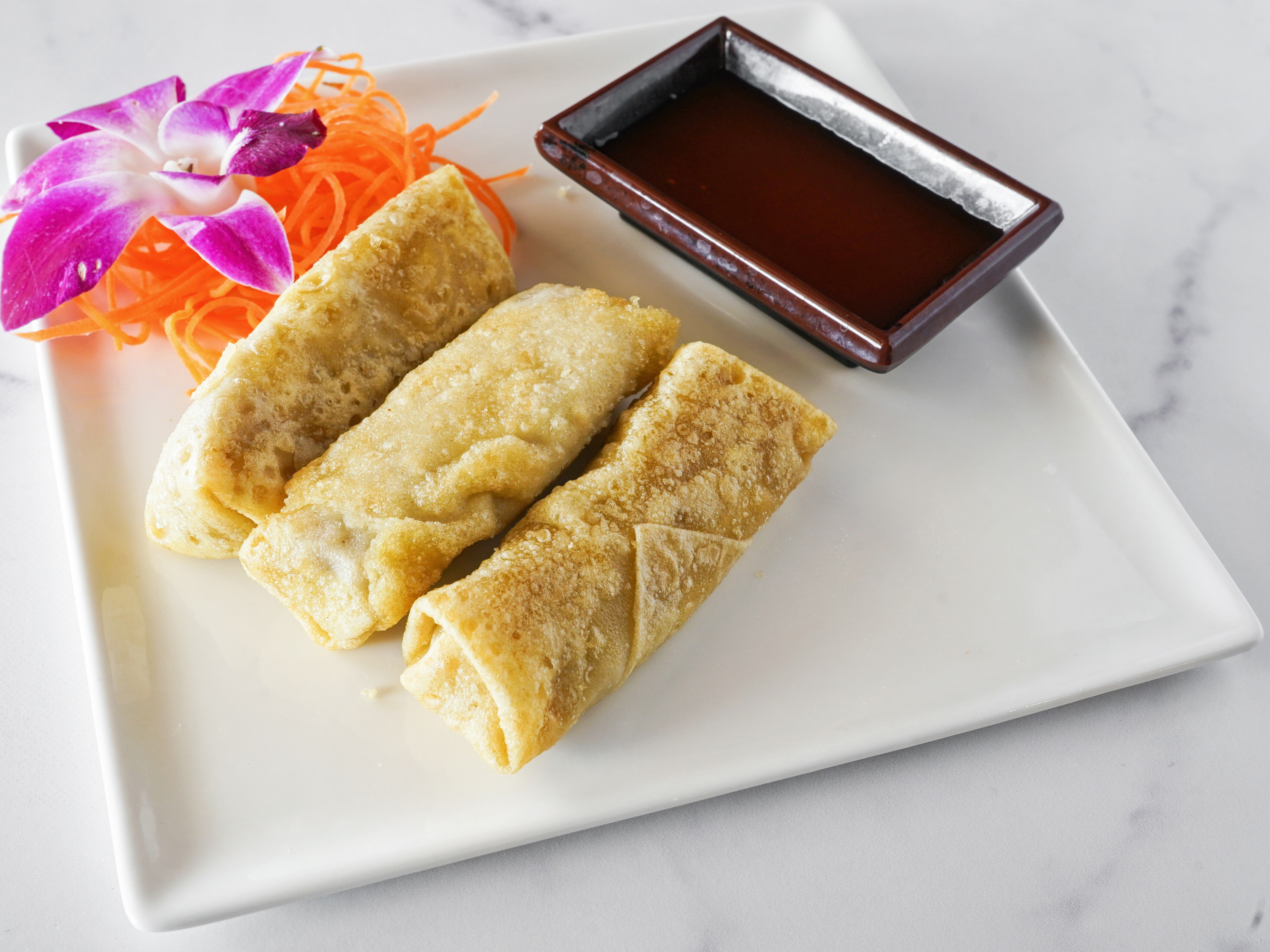 Order 3 Pieces Egg Roll  food online from SUMO SUSHI & HIBACHI store, Midland on bringmethat.com