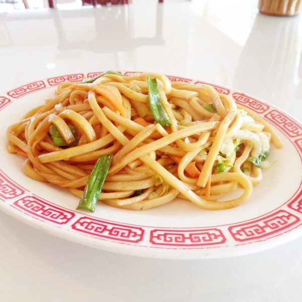 Order 18. Small Lo Mein food online from Oriental Express store, Old Forge on bringmethat.com