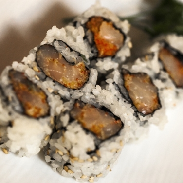 Order Spicy Scallop Roll food online from The Little Kitchen of Westport store, Westport on bringmethat.com