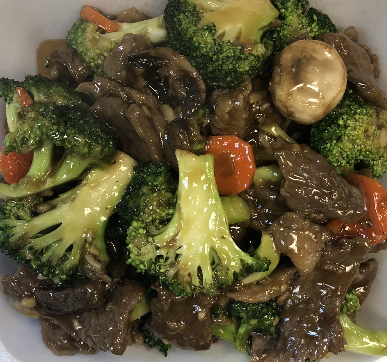 Order Beef Broccoli food online from Lucky Buddha store, Goodyear on bringmethat.com