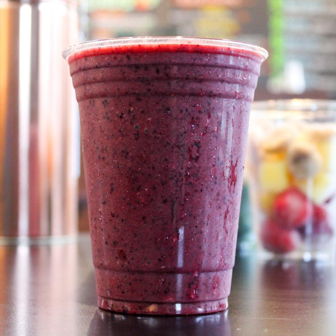 Order Pommaberry Smoothie food online from Deer Creek Cafe store, St. Louis on bringmethat.com