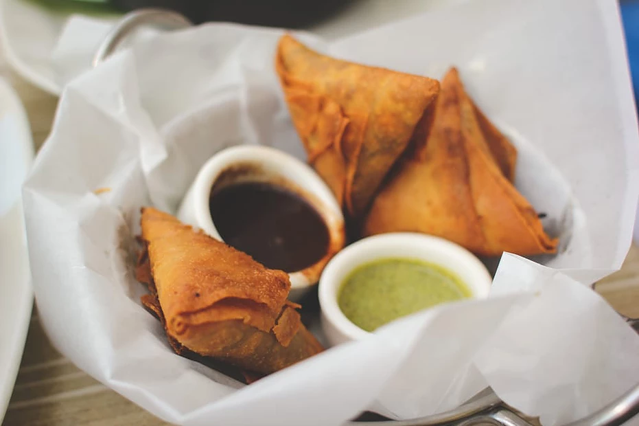 Order Spicy Crispy Samosas food online from Malai Kitchen store, Southlake on bringmethat.com