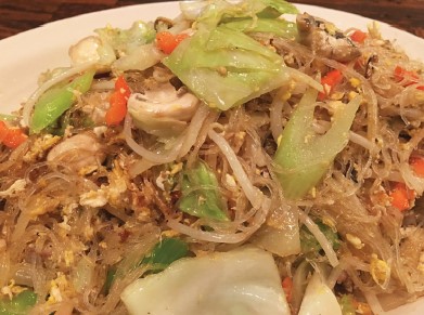 Order 36. Pad Woon Sen Noodle food online from Thai Rama Restaurant store, Torrance on bringmethat.com