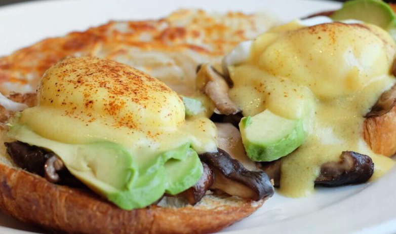 Order Provence Benedict w/hashbrowns  food online from Elly's store, Chicago on bringmethat.com