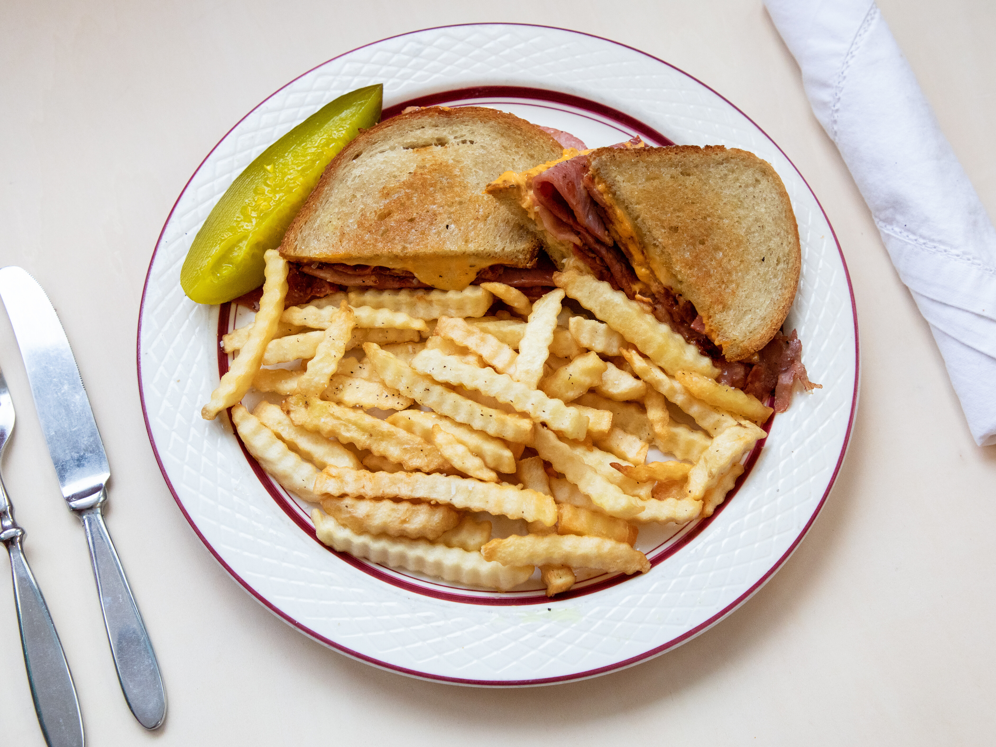 Order Reuben food online from Betty Boops Diner store, Albany on bringmethat.com