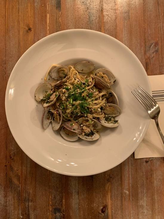 Order Littleneck Clams food online from Olazzo store, Bethesda on bringmethat.com