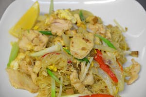 Order N4. Pad Mie Singapore food online from Thai Amarin store, Springfield Township on bringmethat.com