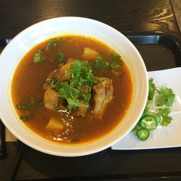 Order Chicken Curry Pho Special food online from OoLaLa! Pho & Banh Mi store, Morris Plains on bringmethat.com
