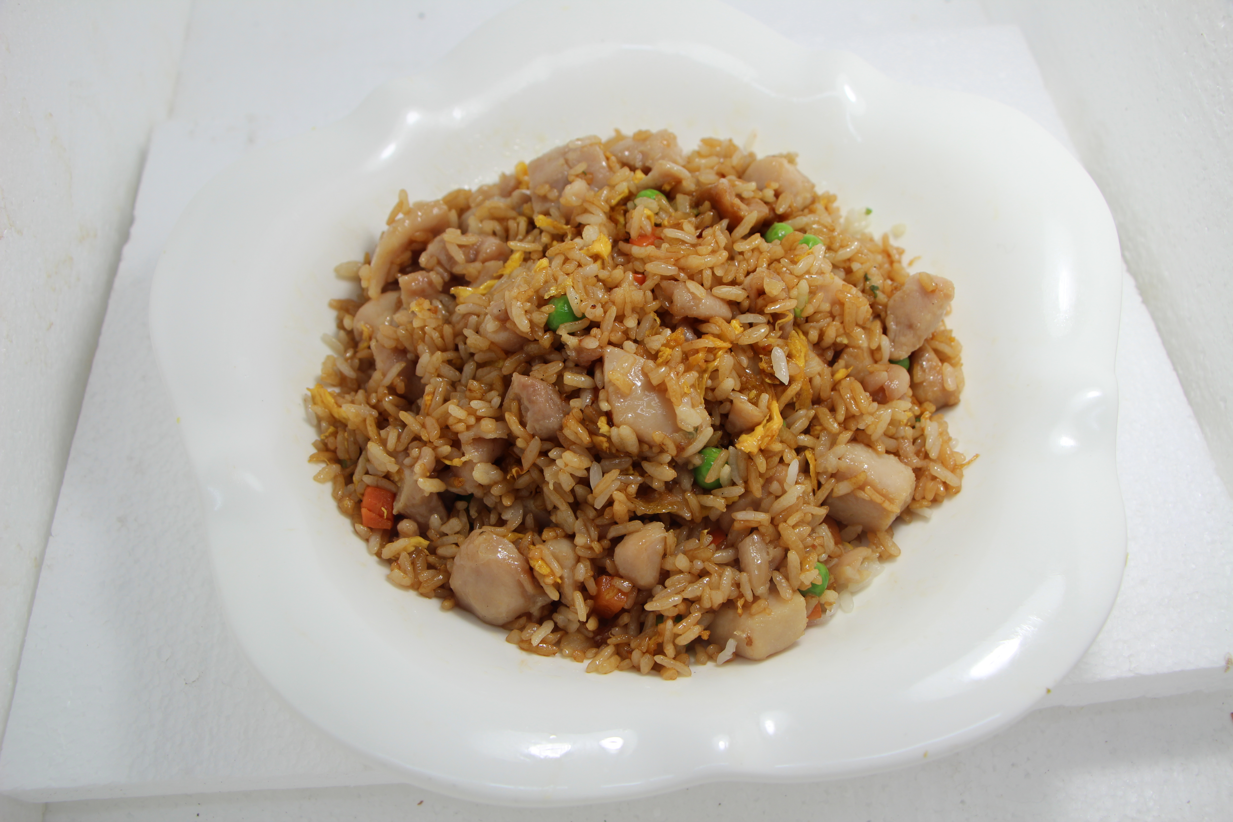 Order House Special Fried Rice food online from Sichuan hot pot cuisine store, New York on bringmethat.com