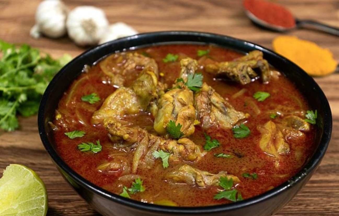 Order Chicken Curry food online from Mehfil Indian Restaurant store, Atlantic City on bringmethat.com