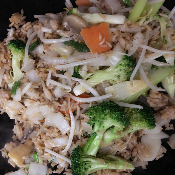 Order 32. Vegetable Fried Rice food online from Tasty Carryout store, Hyattsville on bringmethat.com