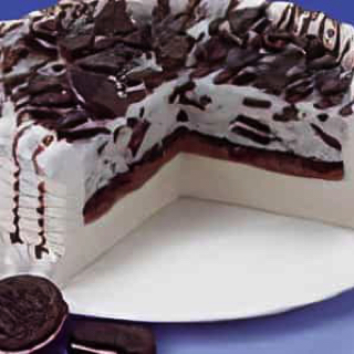Order 8" Oreo Blizzard Cake food online from Dairy Queen store, Stafford on bringmethat.com