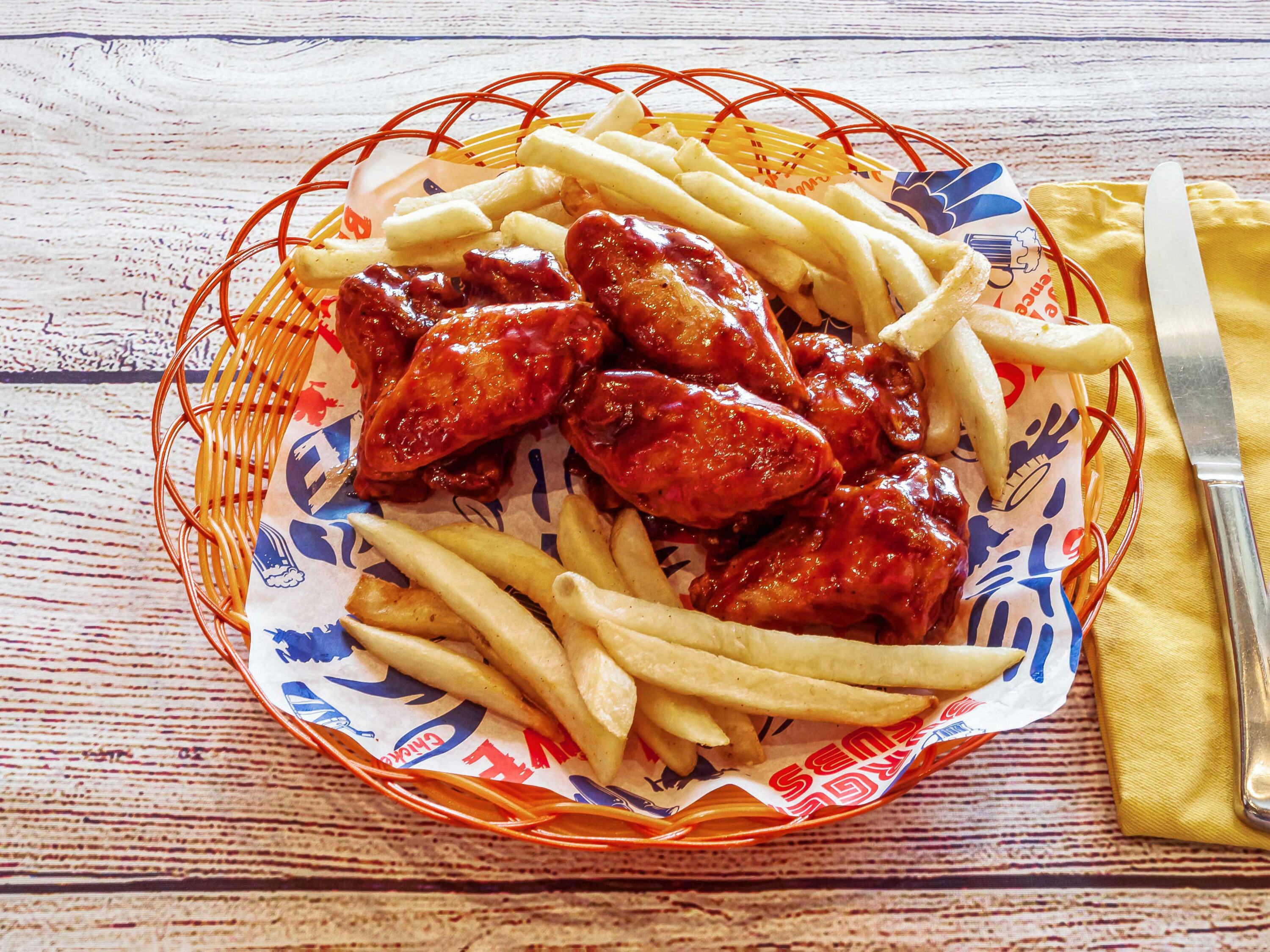 Order 8 Piece Wing Only food online from Win Wings store, Montclair on bringmethat.com