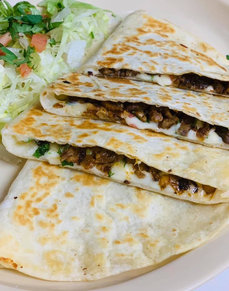 Order Quesadilla de Harina food online from Tacos Sahuaro store, Phoenix on bringmethat.com
