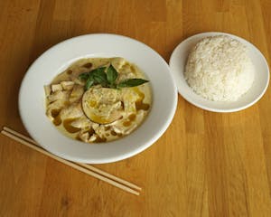 Order Green Curry food online from Karta Thai store, Minneapolis on bringmethat.com