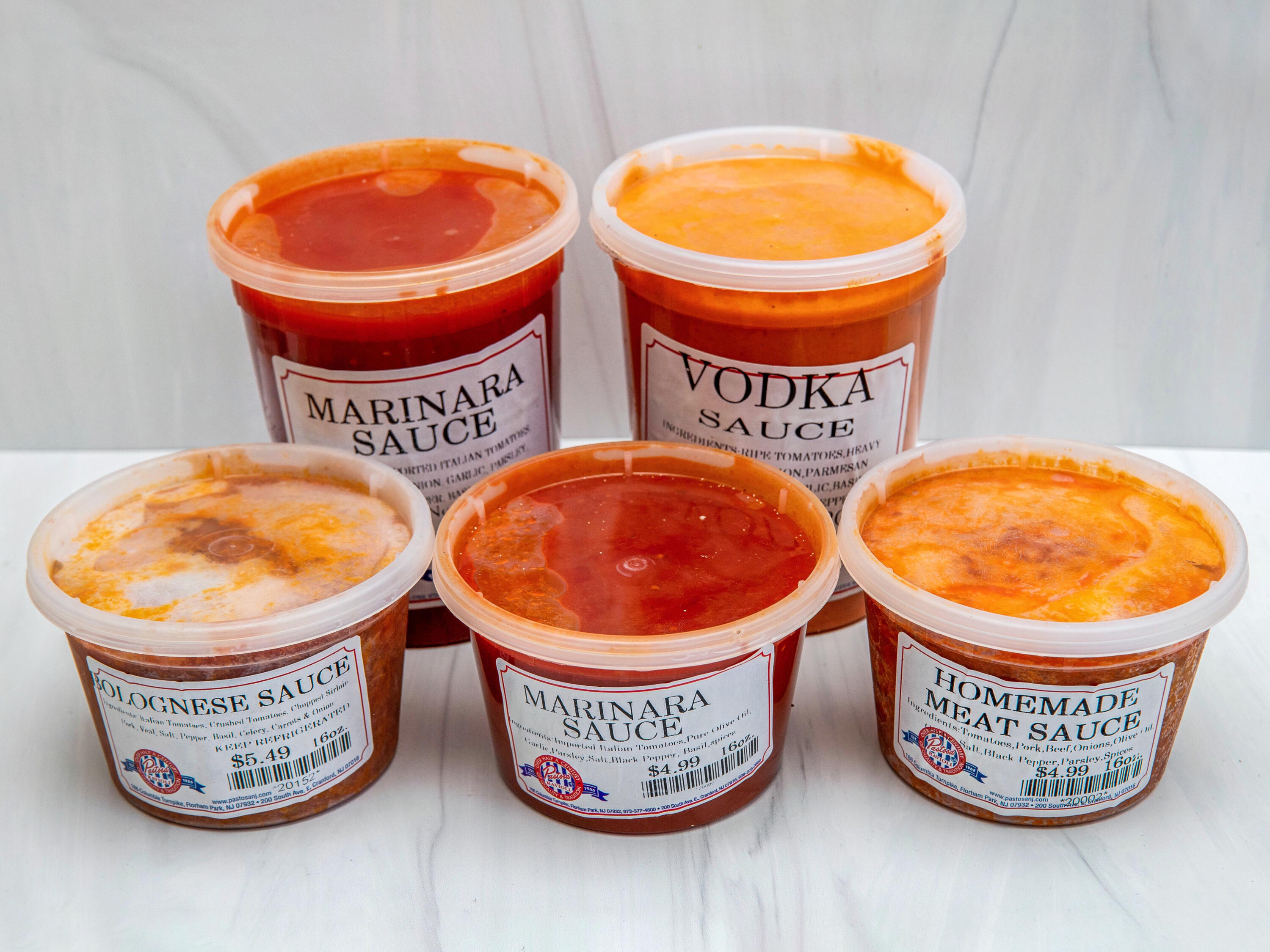 Order HM Marinara Sauce  food online from Pastosa Ravioli store, Florham Park on bringmethat.com