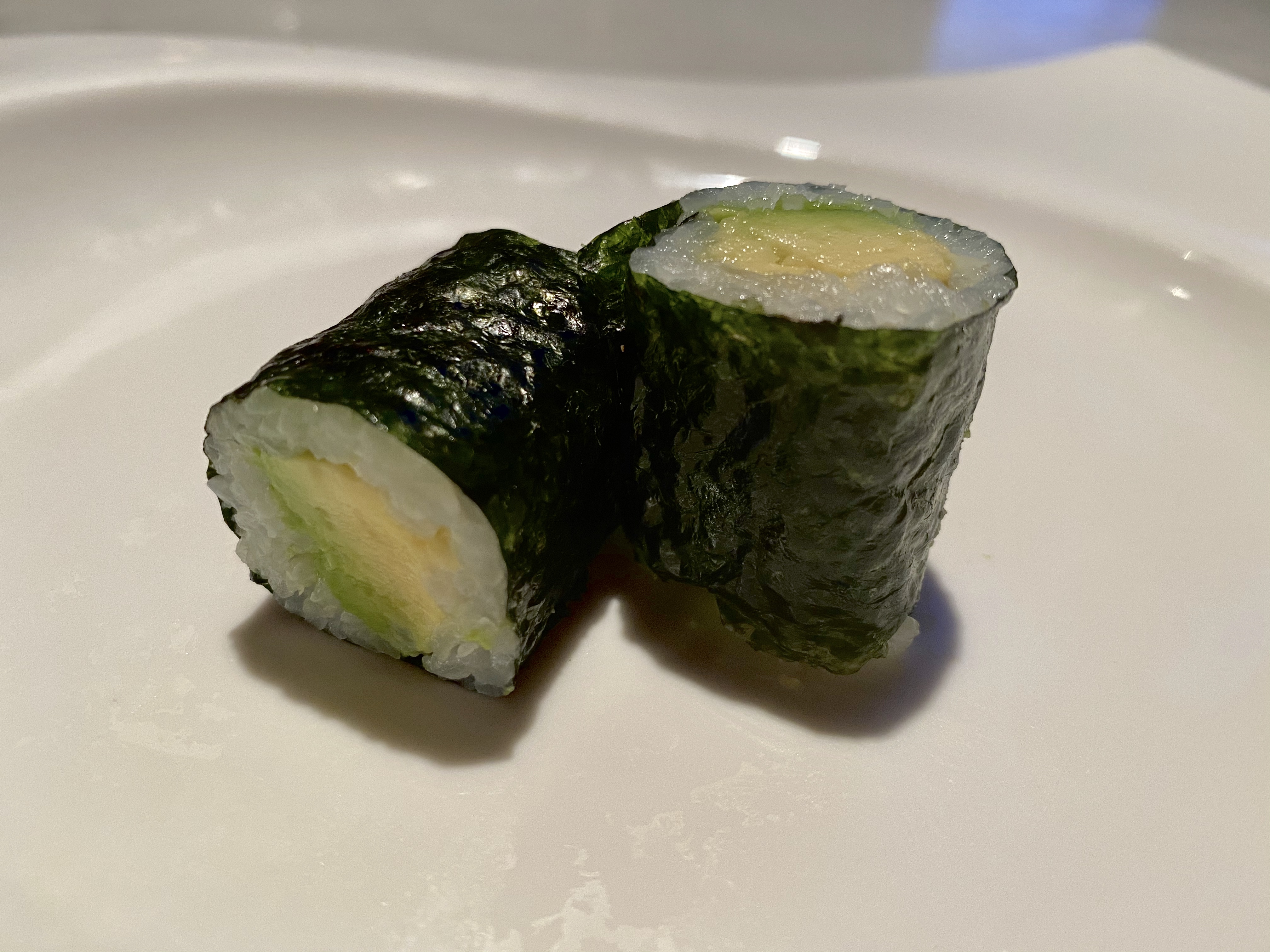 Order Avocado Roll food online from Zutto Japanese American Pub store, New York on bringmethat.com