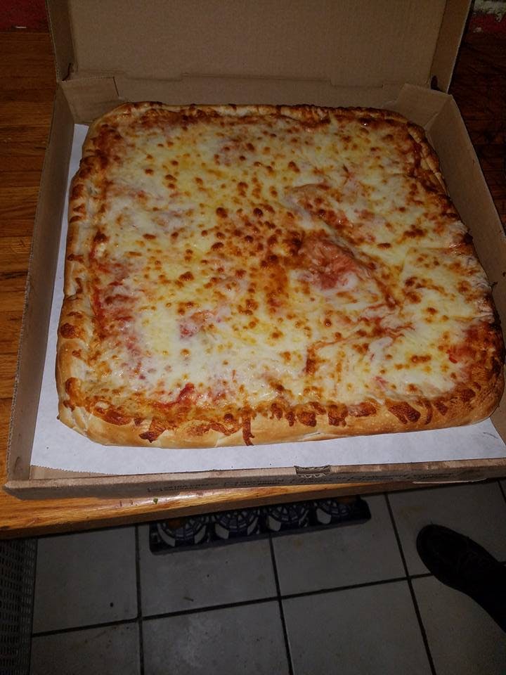 Order Sicilian Square Pizza - Pizza food online from Roberto's store, Harrisburg on bringmethat.com