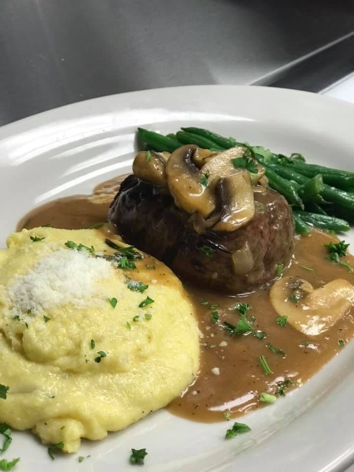 Order Veal Marsala - Entree food online from Italian Delite Pizzeria & Restaurant store, Trappe on bringmethat.com