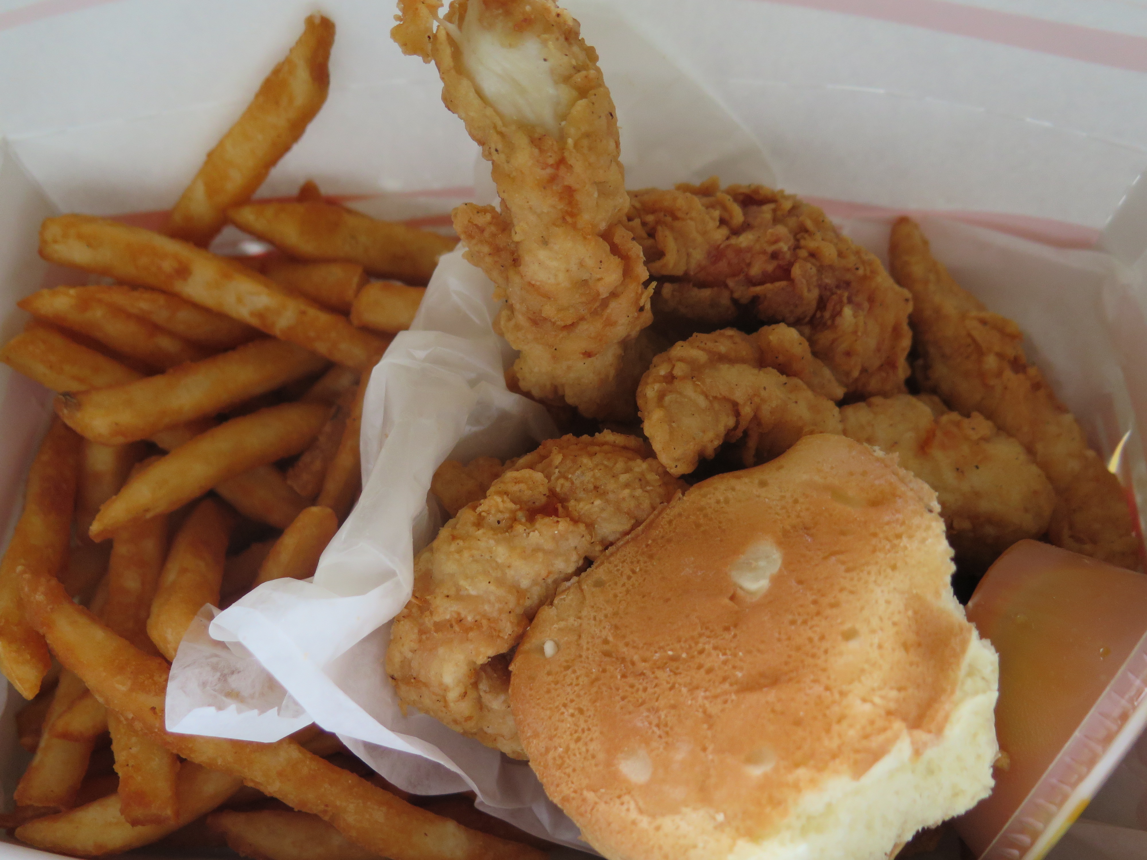 Order 6 Chicken Fingers Dinner food online from House Of Burrito Chicken & Pizza store, Waldwick on bringmethat.com