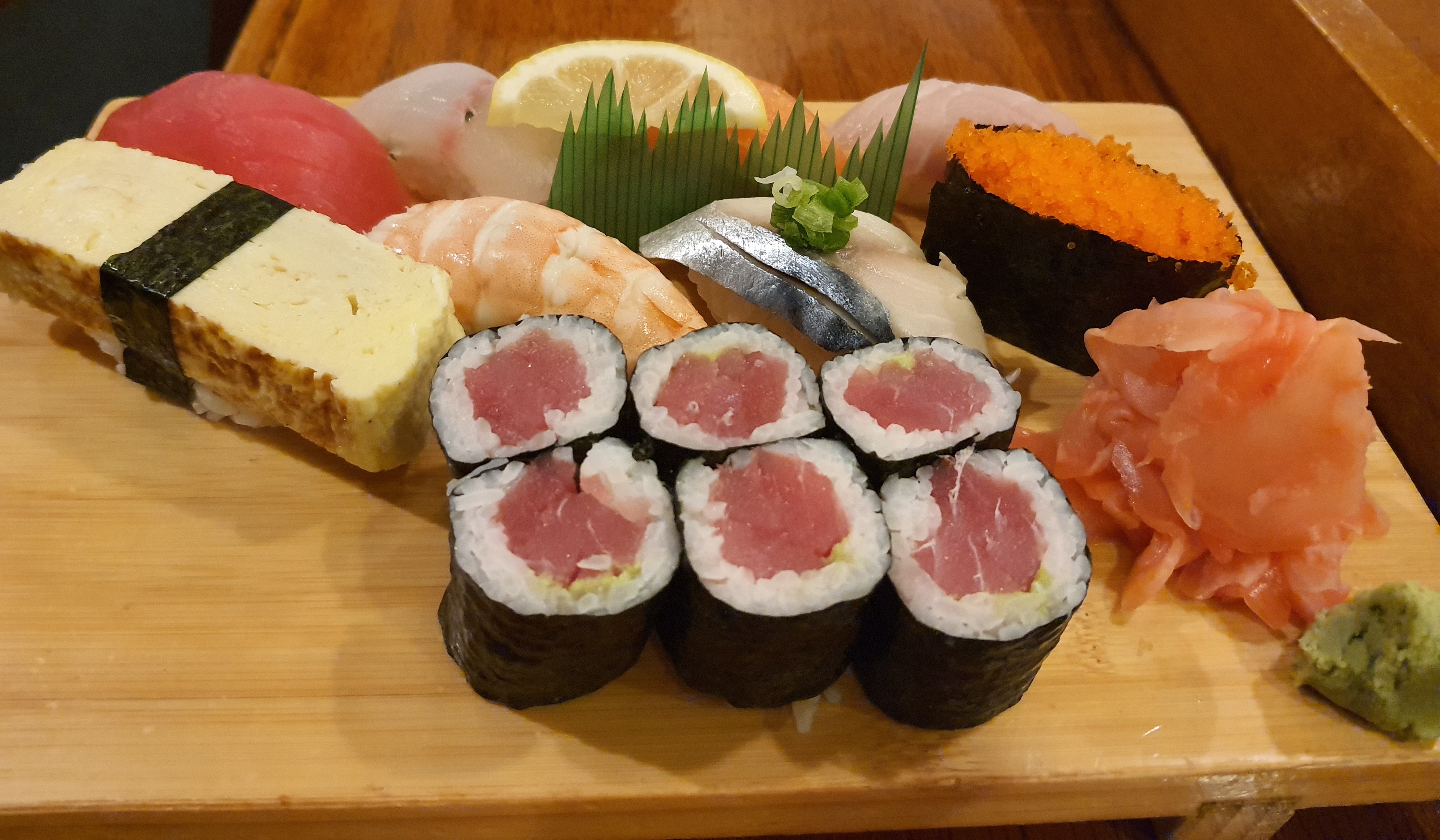 Order Sushi A food online from Kuni's Japanese Restaurant store, Evanston on bringmethat.com