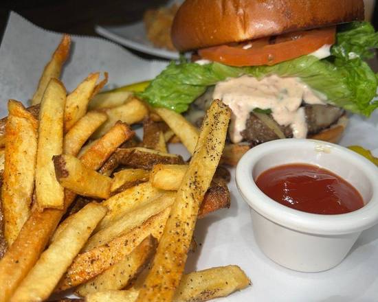Order Jalapeno Burger food online from Balboa Tap House store, San Diego on bringmethat.com
