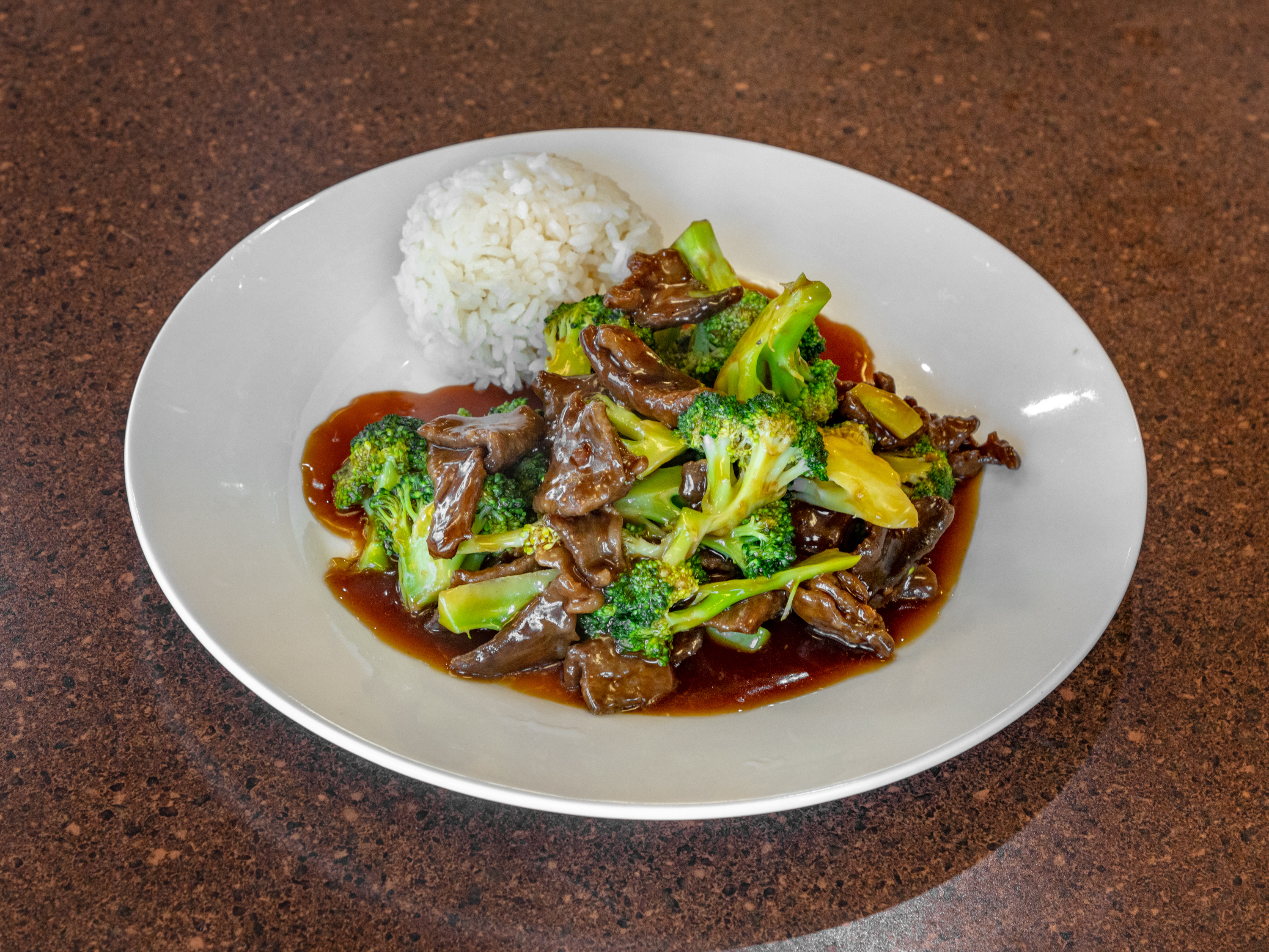 Order BEEF WITH BROCCOLI (LARGE) food online from Tokyo House store, Chandler on bringmethat.com