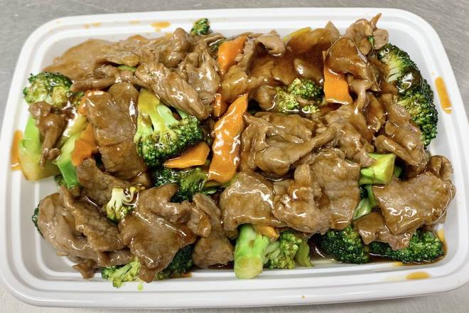 Order Beef w. Broccoli (Large) food online from East China store, Winston-Salem on bringmethat.com
