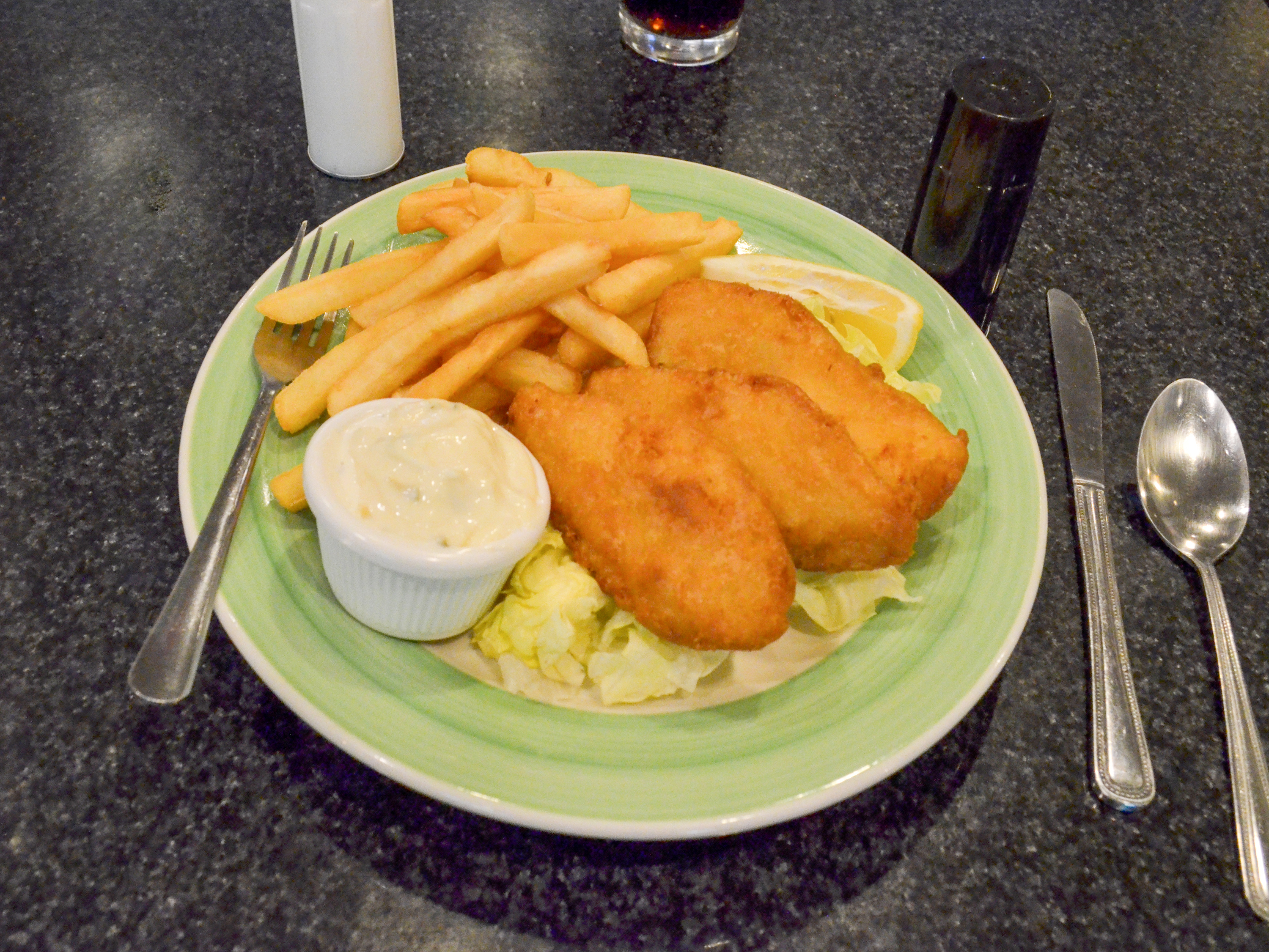 Order 12. Fish & Chips food online from Vernon Street Grill store, Roseville on bringmethat.com