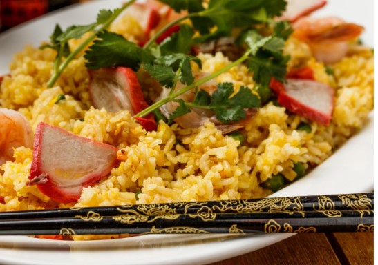 Order H6. Seafood Fried Rice food online from Pho Hoang store, Houston on bringmethat.com