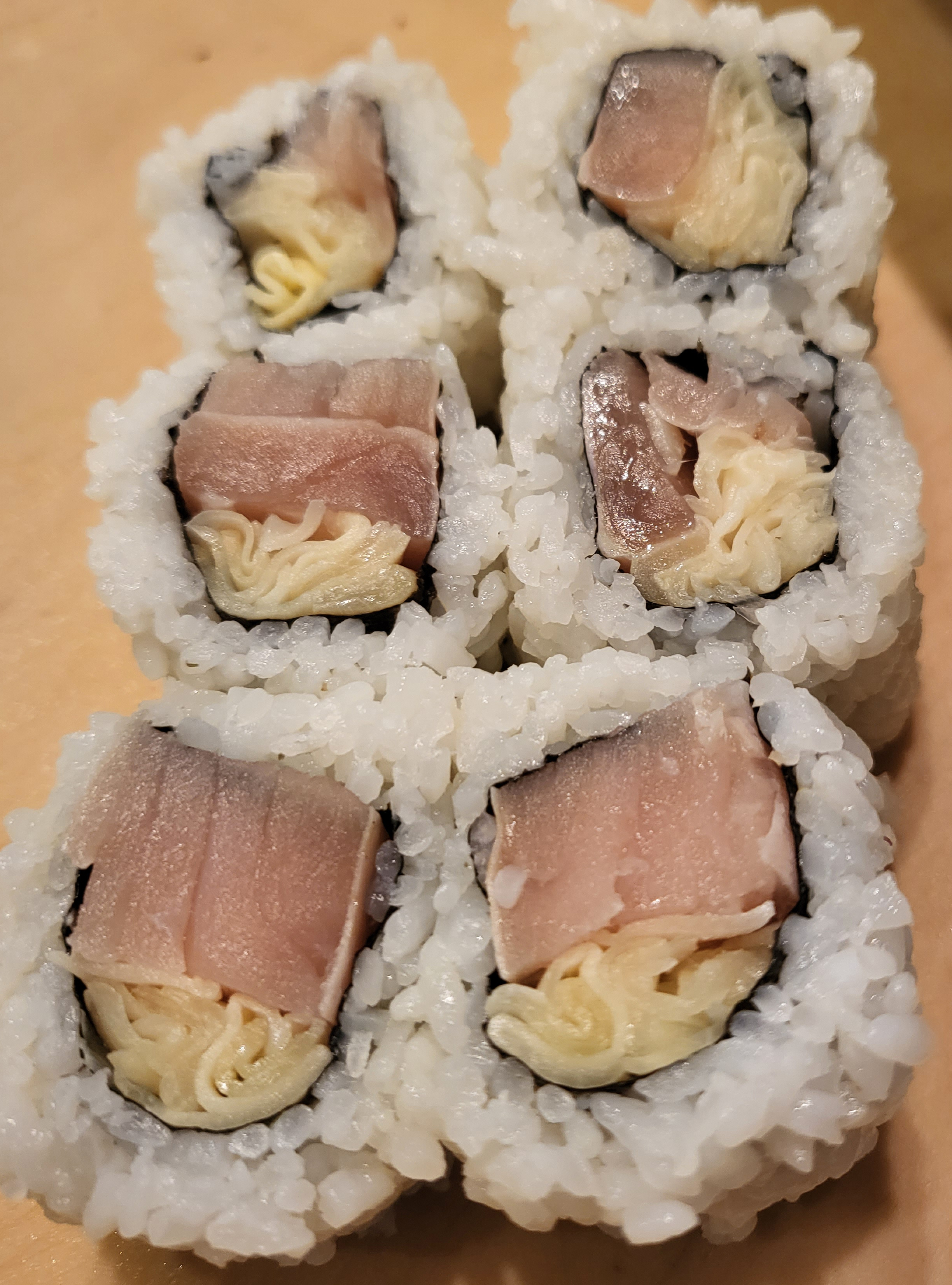 Order Albacore Lover Roll food online from Azuma Japanese Cuisine store, Cupertino on bringmethat.com