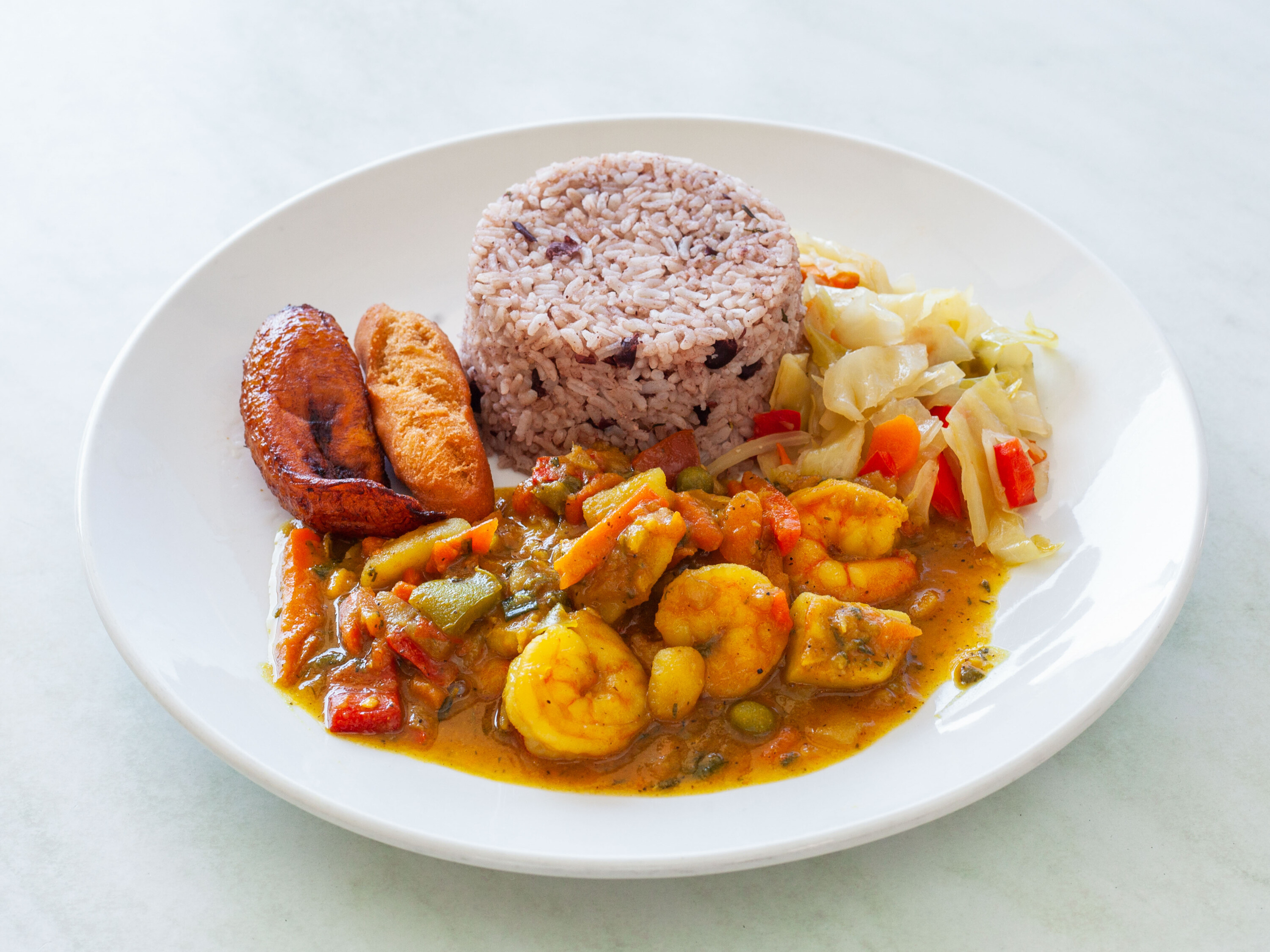 Order Curry Shrimp food online from One876 Caribbean Restaurant store, Chatsworth on bringmethat.com