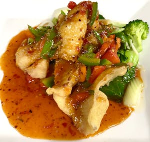 Order Sam Rod (Fish) (D) food online from Lanna Thai Restaurant store, Lenexa on bringmethat.com