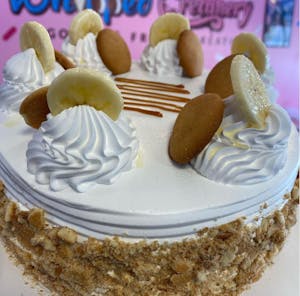 Order Banana Puddin Specialty Cake food online from Whipped Creamery store, Martinez on bringmethat.com