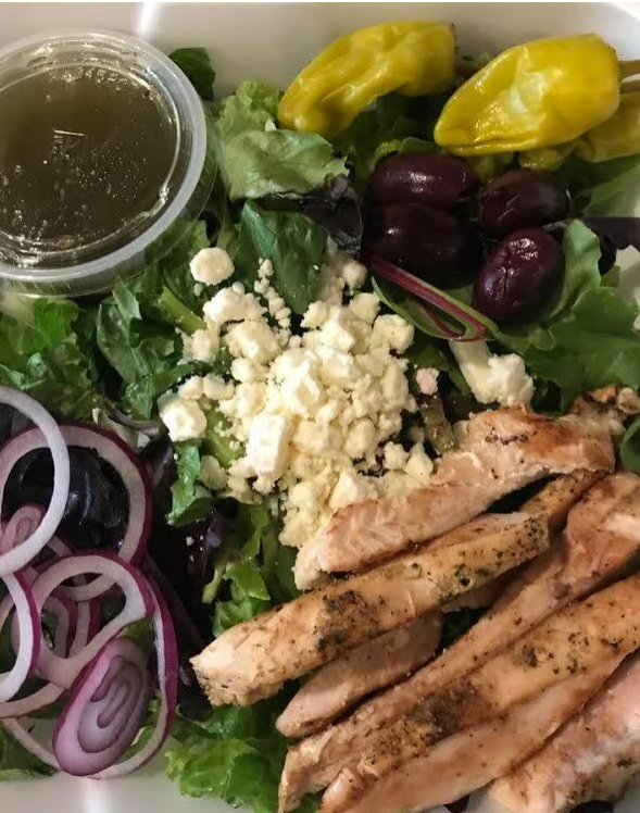 Order Greek Salad food online from Park Place Market store, Grosse Pointe Park on bringmethat.com