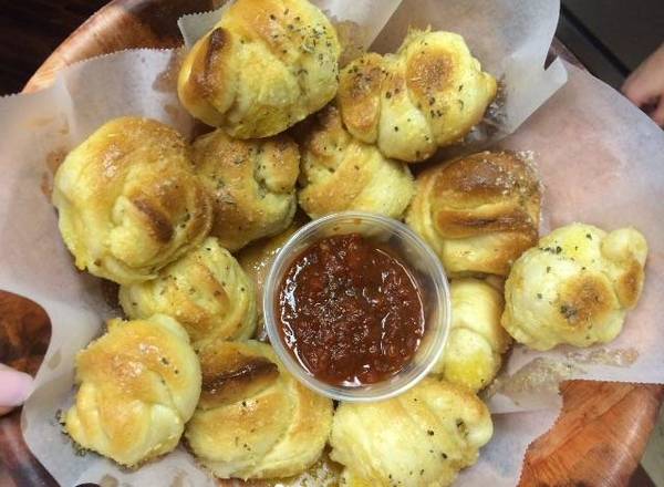 Order Garlic Knots food online from Mineos Pizza & Wings store, Franklin on bringmethat.com