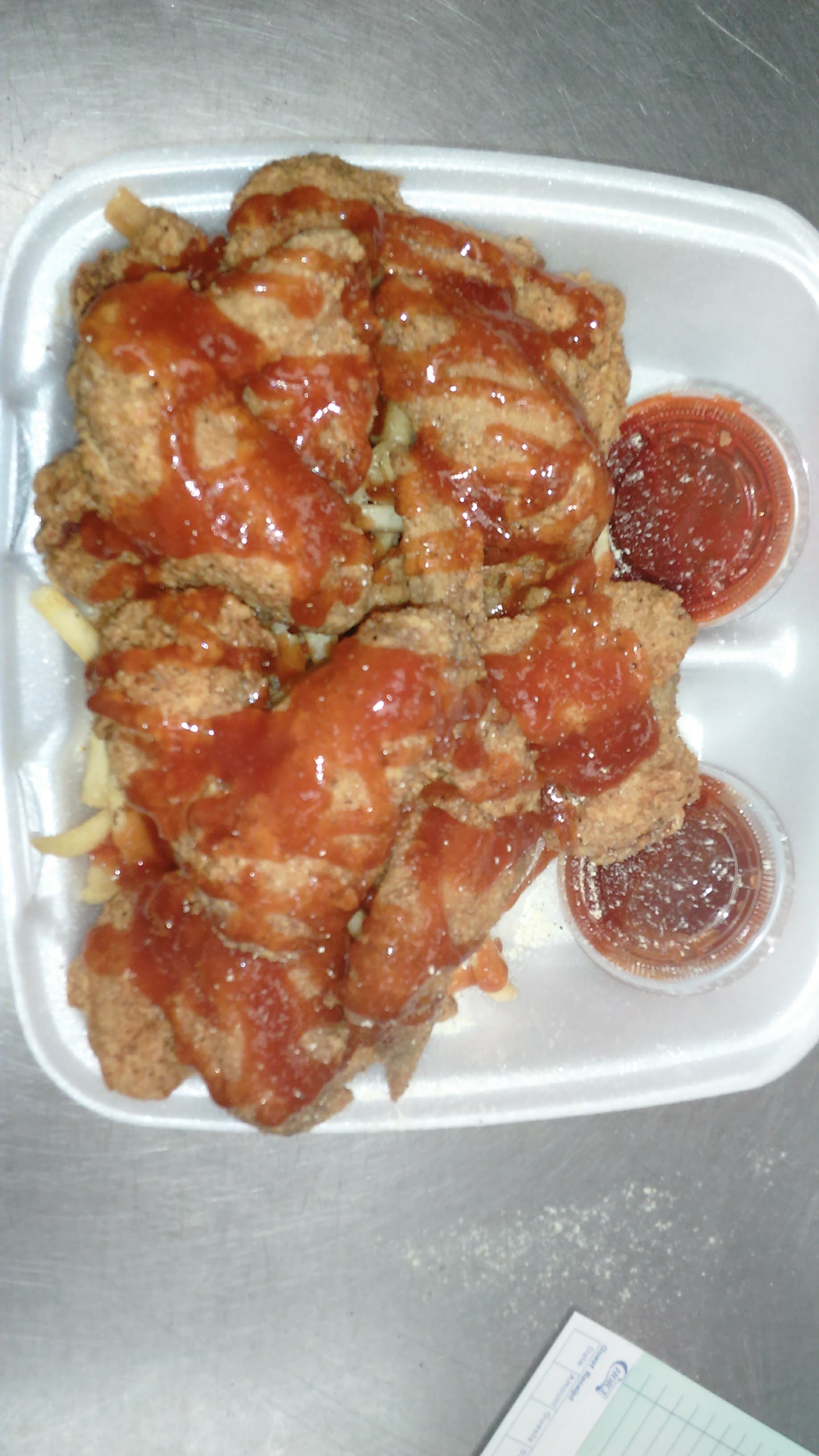 Order 6 Piece whole Chicken Wings food online from Nadia Fish & Chicken store, Chicago on bringmethat.com