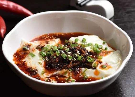Order Silken Tofu w Chili Oil 红油豆花 food online from Chengdu Famous Food store, Philadelphia on bringmethat.com