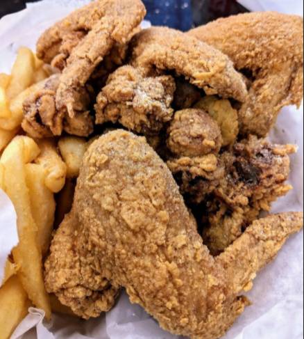 Order Wings (3 pcs) food online from J&J Fish & Chicken store, Chicago on bringmethat.com