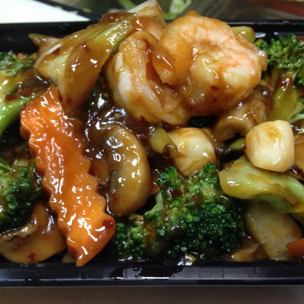 Order Shrimp and Scallop in Garlic Sauce food online from Sing Long store, Washington on bringmethat.com