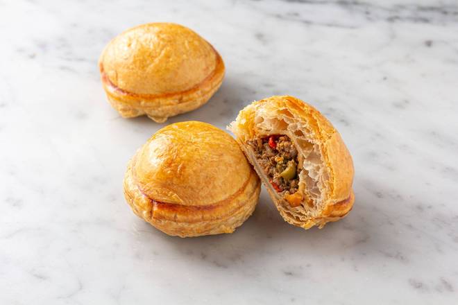 Order Meat Pie (Pastelito de Carne) food online from Porto Bakery & Cafe store, Buena Park on bringmethat.com