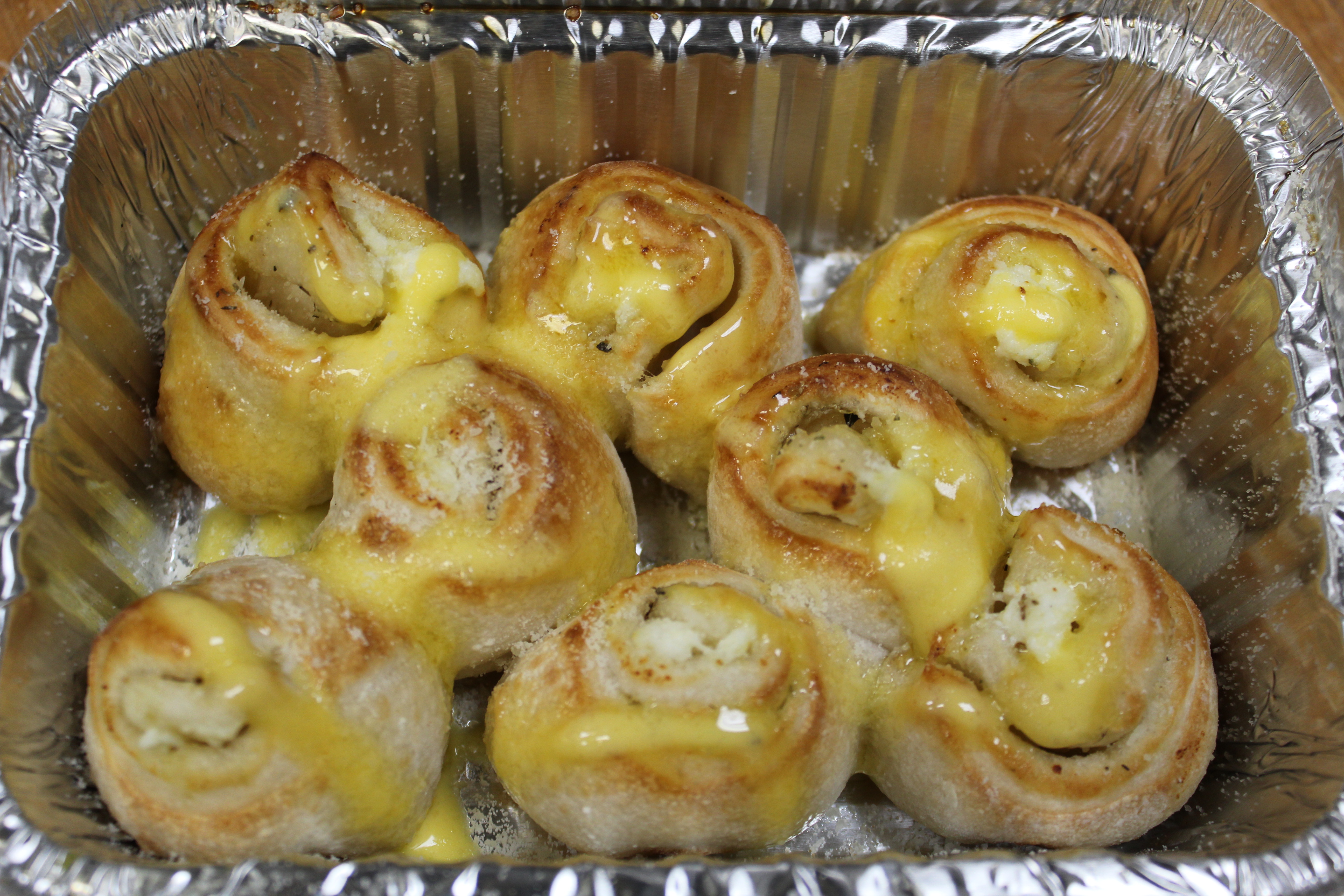 Order Garlic Parm Rolls food online from Mama Mary Pizza store, Holland on bringmethat.com