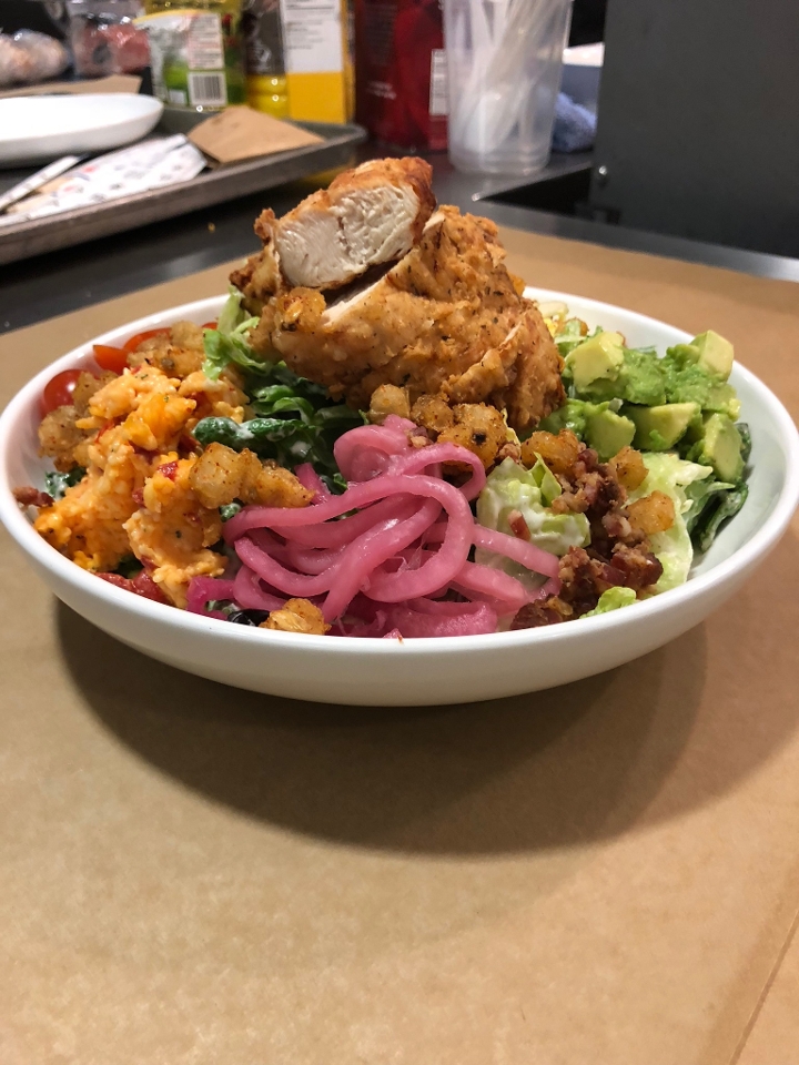Order Southern Fried Chicken Cobb food online from Slaters 50/50 store, Fresno on bringmethat.com